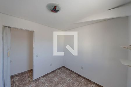 Quarto 1 de casa para alugar com 2 quartos, 45m² em Vila Ema, São Paulo