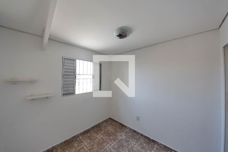 Quarto 1 de casa para alugar com 2 quartos, 45m² em Vila Ema, São Paulo