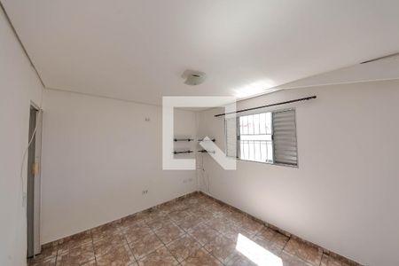 Quarto 2 de casa para alugar com 2 quartos, 45m² em Vila Ema, São Paulo
