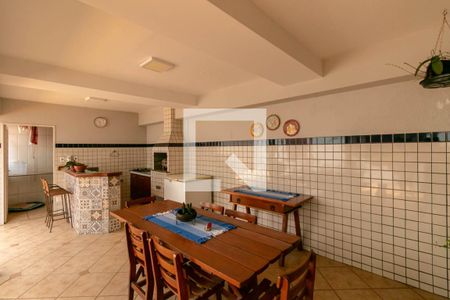 Casa à venda com 360m², 4 quartos e 4 vagas Casa à venda com 360m², 4 quartos e 4 vagasÁrea gourmet