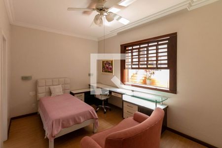 Casa à venda com 360m², 4 quartos e 4 vagas Casa à venda com 360m², 4 quartos e 4 vagasQuarto 3