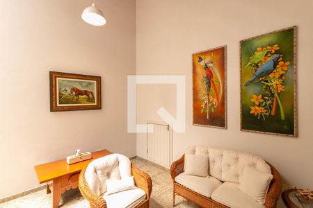 Casa à venda com 360m², 4 quartos e 4 vagas Casa à venda com 360m², 4 quartos e 4 vagasSala 2