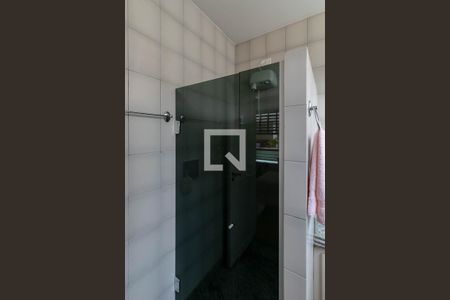 Casa à venda com 360m², 4 quartos e 4 vagas Casa à venda com 360m², 4 quartos e 4 vagasBanheiro do Quarto 3