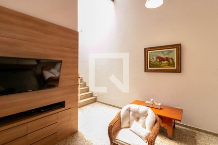 Casa à venda com 360m², 4 quartos e 4 vagas Casa à venda com 360m², 4 quartos e 4 vagasSala 2
