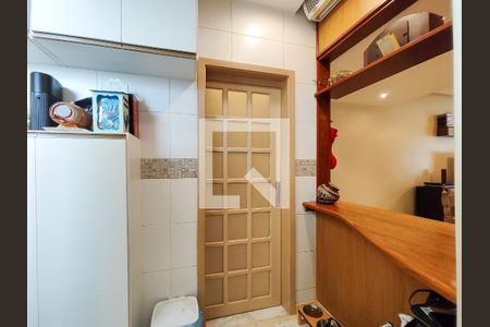 Apartamento à venda com 89m², 3 quartos e 1 vagaÁrea de Serviço