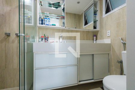 Apartamento para alugar com 69m², 2 quartos e 1 vaga Apartamento para alugar com 69m², 2 quartos e 1 vagaBanheiro da Suíte