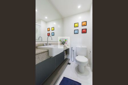 Apartamento para alugar com 69m², 2 quartos e 1 vaga Apartamento para alugar com 69m², 2 quartos e 1 vagaBanheiro Social