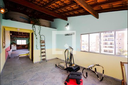 Casa à venda com 230m², 3 quartos e 7 vagasVaranda 