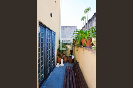 Casa à venda com 230m², 3 quartos e 7 vagasQuintal 