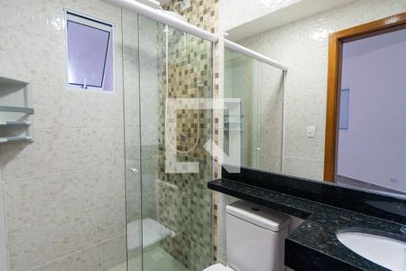 Banheiro de kitnet/studio para alugar com 1 quarto, 25m² em Vila Guarani (zona Sul), São Paulo