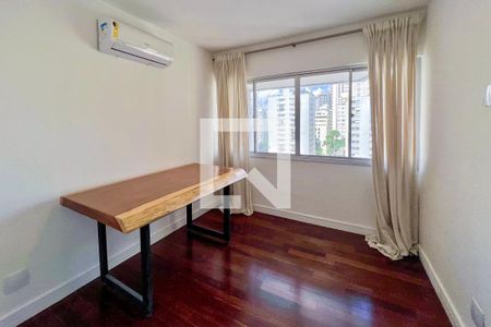 Apartamento à venda com 92m², 2 quartos e 1 vagaQuarto 2