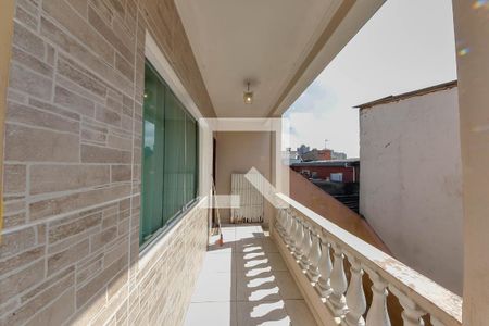 Casa para alugar com 80m², 2 quartos e sem vaga Corredor externo