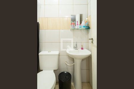 Casa à venda com 278m², 9 quartos e 1 vaga Casa à venda com 278m², 9 quartos e 1 vagaBanheiro Social - Casa 1