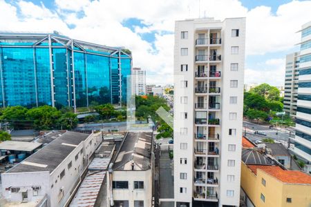 Vista da Sacada do Quarto 1 de apartamento para alugar com 2 quartos, 55m² em Vila Guarani, São Paulo