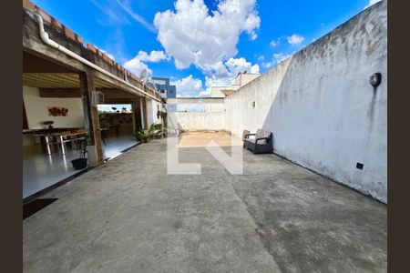 Casa para alugar com 620m², 5 quartos e 10 vagasÁrea comum 