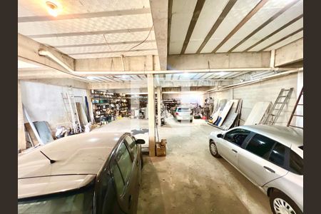 Casa para alugar com 620m², 5 quartos e 10 vagasÁrea comum 