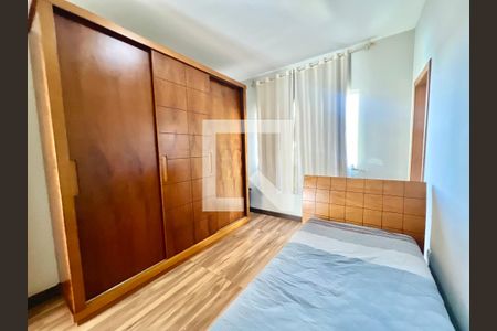 Casa para alugar com 620m², 5 quartos e 10 vagasQuarto