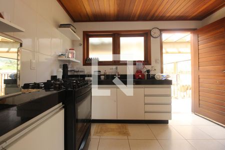 Casa de condomínio à venda com 700m², 4 quartos e 6 vagasCozinha