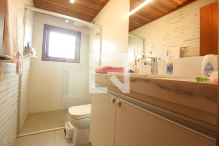 Casa de condomínio à venda com 700m², 4 quartos e 6 vagasBanheiro