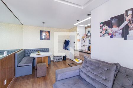 Sala de apartamento à venda com 2 quartos, 46m² em Padroeira, Osasco