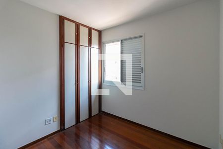 Quarto 1 de apartamento para alugar com 3 quartos, 110m² em Barro Preto, Belo Horizonte