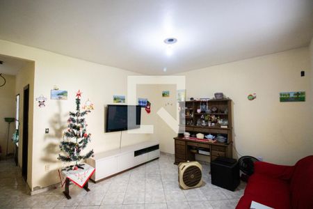 Sala de casa para alugar com 3 quartos, 220m² em Vila Iara, São Gonçalo