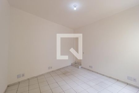 Quarto de kitnet/studio para alugar com 1 quarto, 35m² em Vila Bertioga, São Paulo