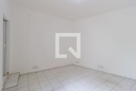 Quarto de kitnet/studio para alugar com 1 quarto, 35m² em Vila Bertioga, São Paulo