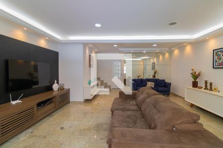 Sala de casa à venda com 3 quartos, 145m² em Jardim Lar Sao Paulo, São Paulo