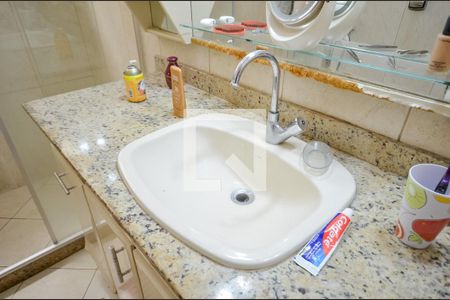 Apartamento à venda com 100m², 3 quartos e sem vagaBanheiro