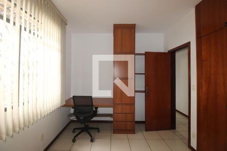 Quarto 1 de casa à venda com 3 quartos, 90m² em João Pinheiro, Belo Horizonte