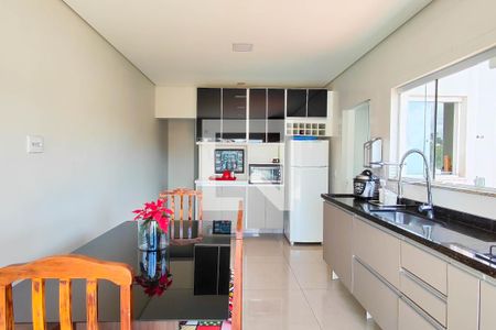 Apartamento para alugar com 110m², 2 quartos e 2 vagasCozinha e Churrasqueira