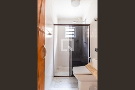 Banheiro de casa para alugar com 1 quarto, 70m² em Vila Carmela I, Guarulhos