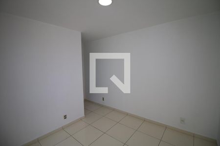 Quarto 1 de apartamento para alugar com 2 quartos, 85m² em Olaria, Rio de Janeiro