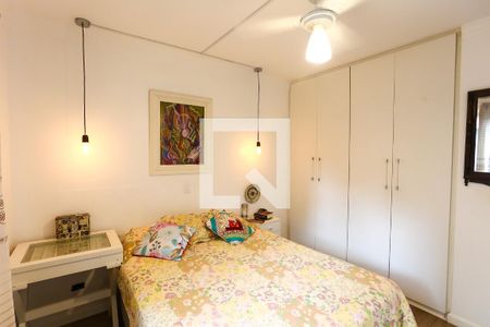 quarto 1 de casa de condomínio para alugar com 2 quartos, 68m² em Parque Reboucas, São Paulo