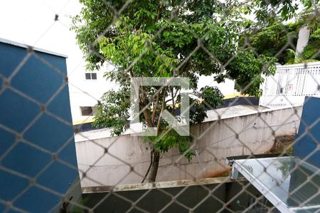 Casa de condomínio à venda com 68m², 2 quartos e 1 vagaÁrea de serviço