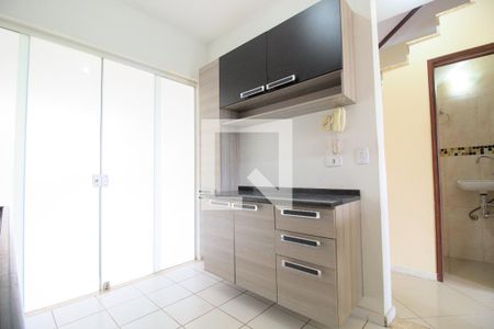 Casa de condomínio para alugar com 125m², 2 quartos e 1 vagaCozinha