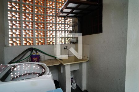 Casa para alugar com 90m², 2 quartos e 1 vagaÁrea de Serviço