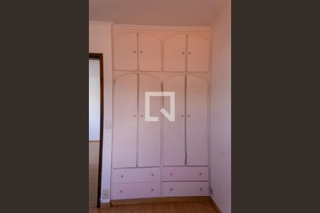 Quarto de apartamento à venda com 2 quartos, 56m² em Vila Santa Clara, São Paulo