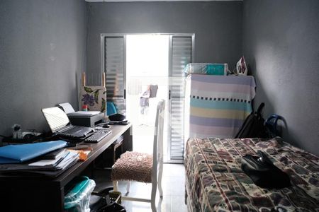 Casa à venda com 175m², 4 quartos e 2 vagasQuarto 1