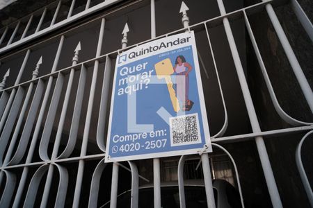 Casa à venda com 175m², 4 quartos e 2 vagasPlaquinha