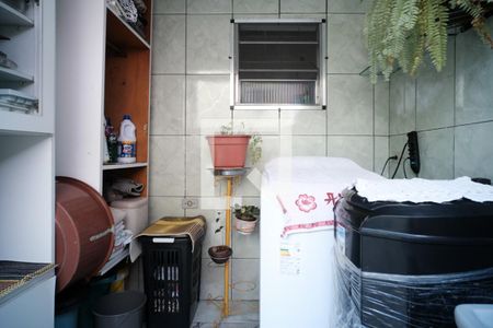 Casa à venda com 175m², 4 quartos e 2 vagasÁrea de Serviço