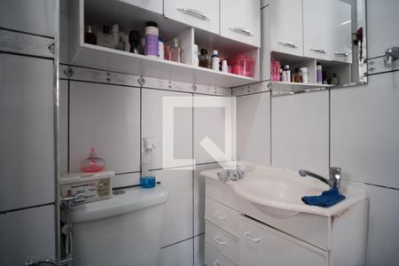 Casa à venda com 175m², 4 quartos e 2 vagasBanheiro 4