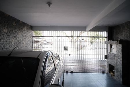 Casa à venda com 175m², 4 quartos e 2 vagasGaragem