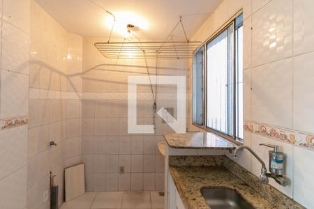 Apartamento à venda com 50m², 2 quartos e 1 vaga Apartamento à venda com 50m², 2 quartos e 1 vagaCozinha e Área de Serviço