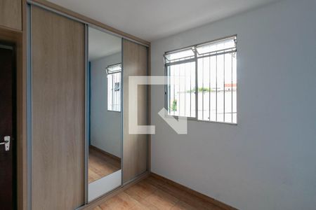 Quarto 1 de apartamento para alugar com 2 quartos, 50m² em Nova Cintra, Belo Horizonte