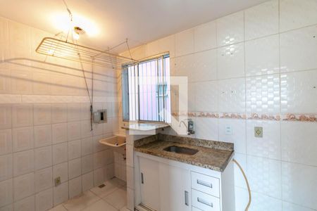 Apartamento à venda com 50m², 2 quartos e 1 vaga Apartamento à venda com 50m², 2 quartos e 1 vagaCozinha e Área de Serviço