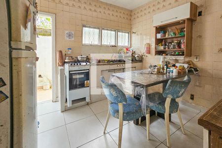 Casa para alugar com 480m², 4 quartos e 4 vagasCozinha