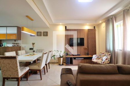 Sala de casa à venda com 3 quartos, 95m² em Jardim Rina, Santo André