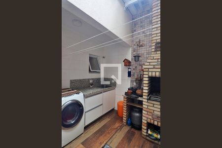 Casa à venda com 95m², 3 quartos e 2 vagasÁrea de Serviço